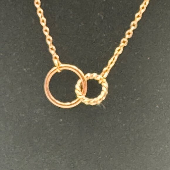 Gold Circle Pendant Necklace With Interlocking Rings On Adjustable Chain - Picture 2 of 4